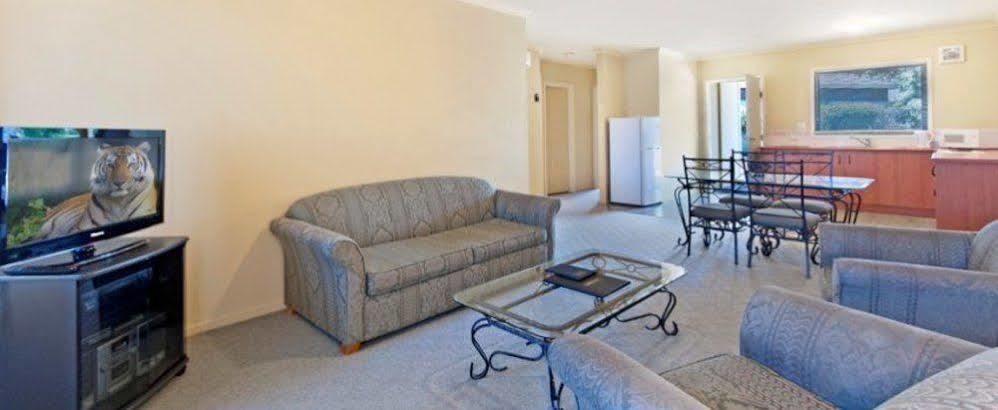 Hopkins House Motel & Apartments Warrnambool Bagian luar foto