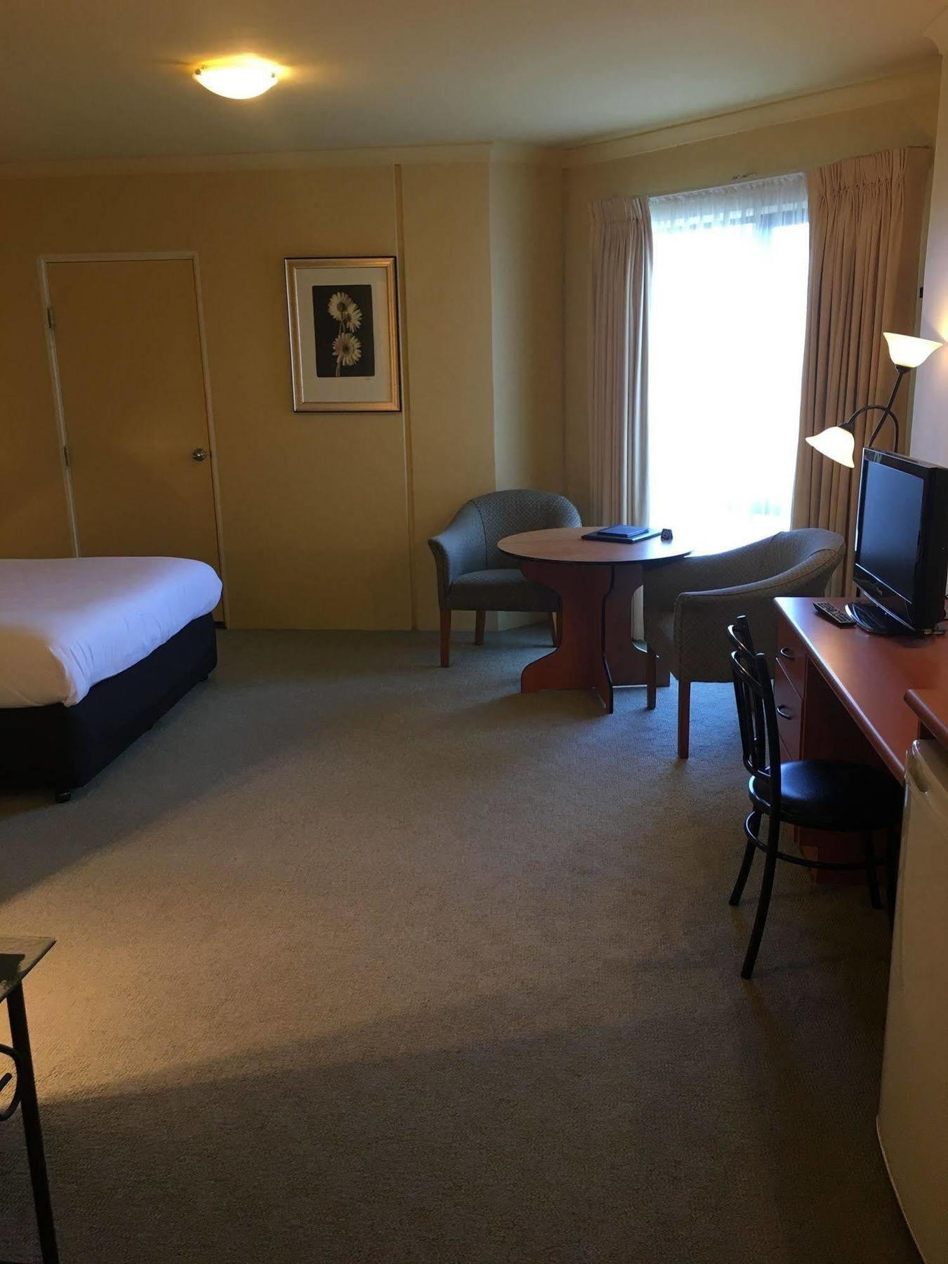 Hopkins House Motel & Apartments Warrnambool Bagian luar foto